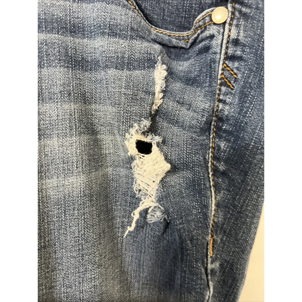 Torrid  Jeans We Wear By‎ The Fits Distressed Lace Ankle Rolled Cuffs  Size 20
